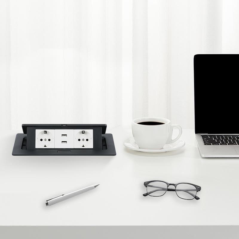 Qual è l'altezza appropriata per le prese desktop?